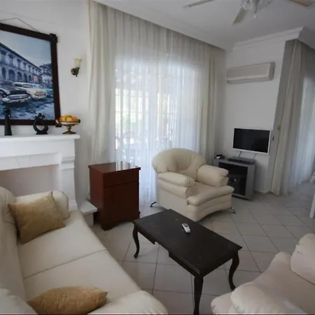 Vilă Lebrentals Tina Fethiye