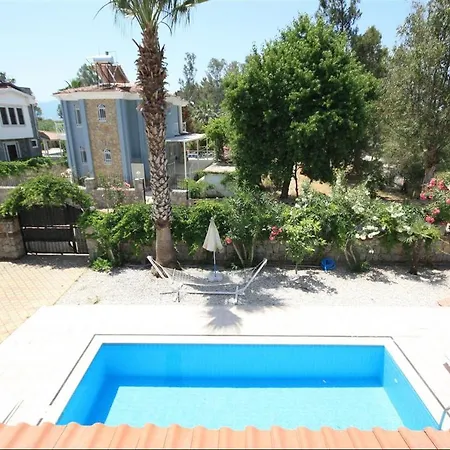 Villa Lebrentals Tina