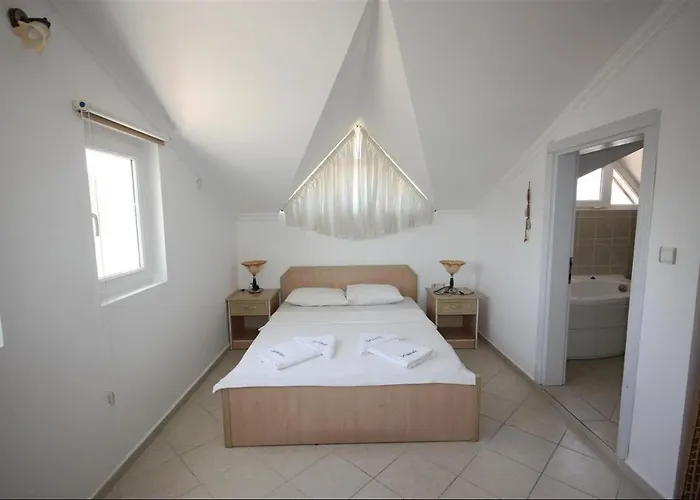Villa Lebrentals Tina Fethiye